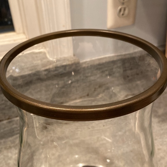 Globe Candle Holder - Picture 2 of 3